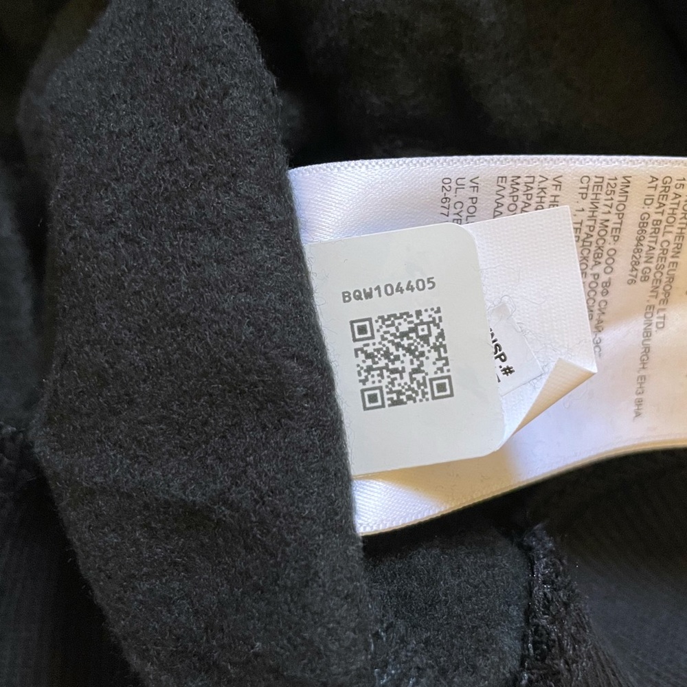 The North Face Men’s Half Dome Pullover Hoodie In Black - Picture 4 of 5